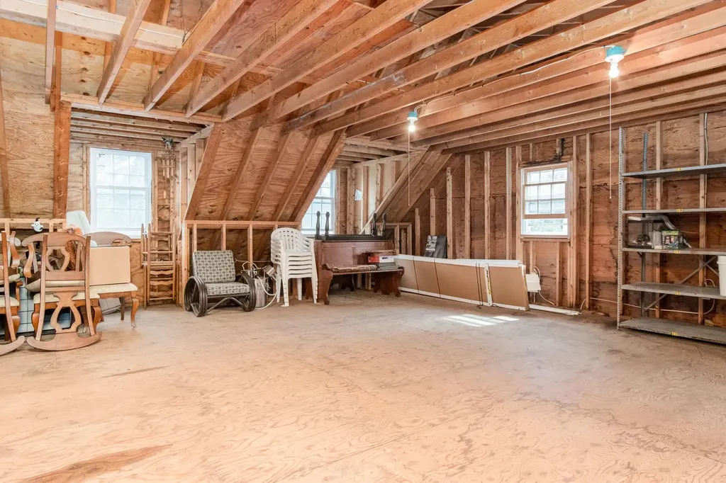 54 Briar Hill Road New Boston NH 03070