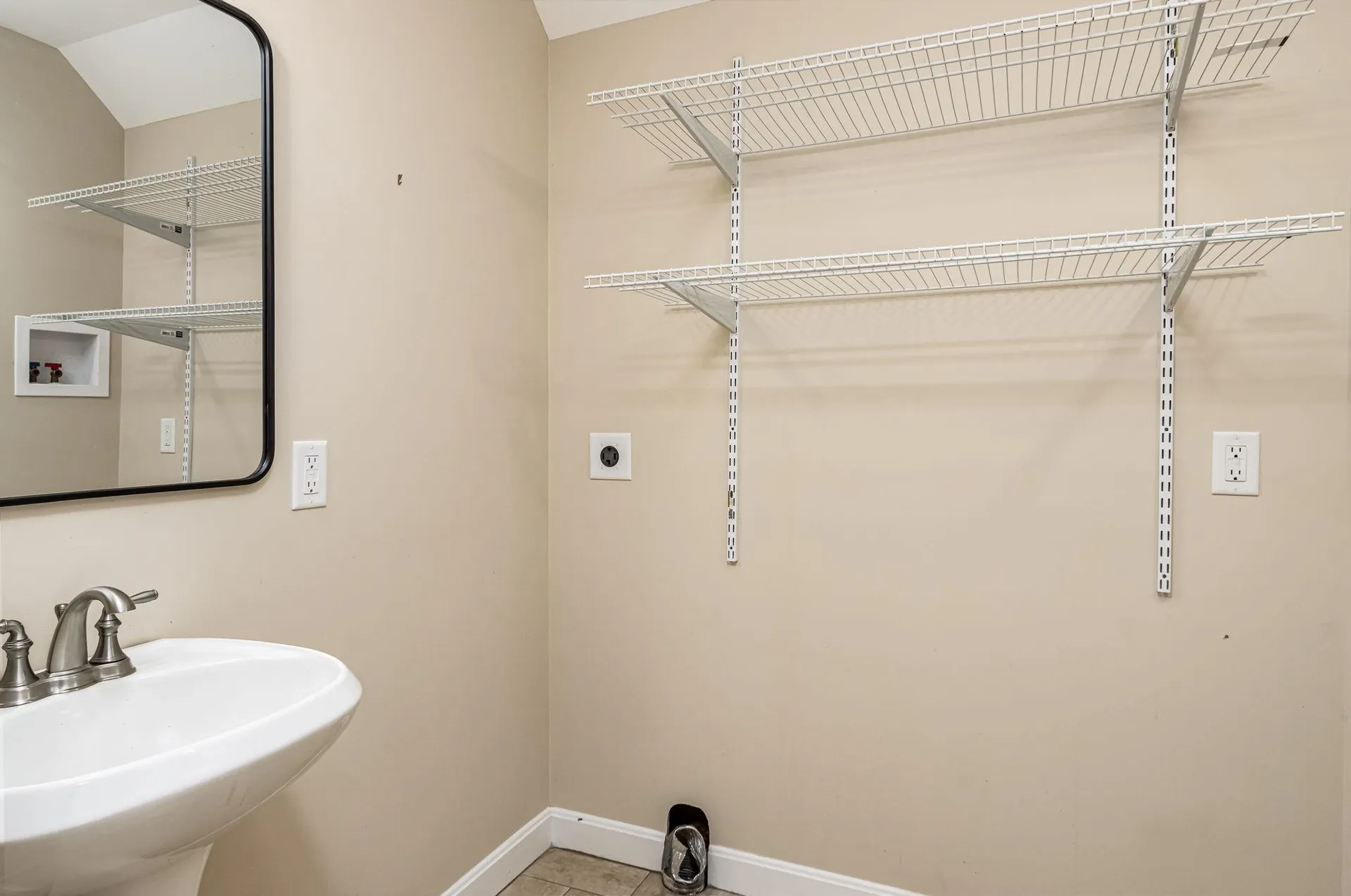 54 Briar Hill Road New Boston NH 03070