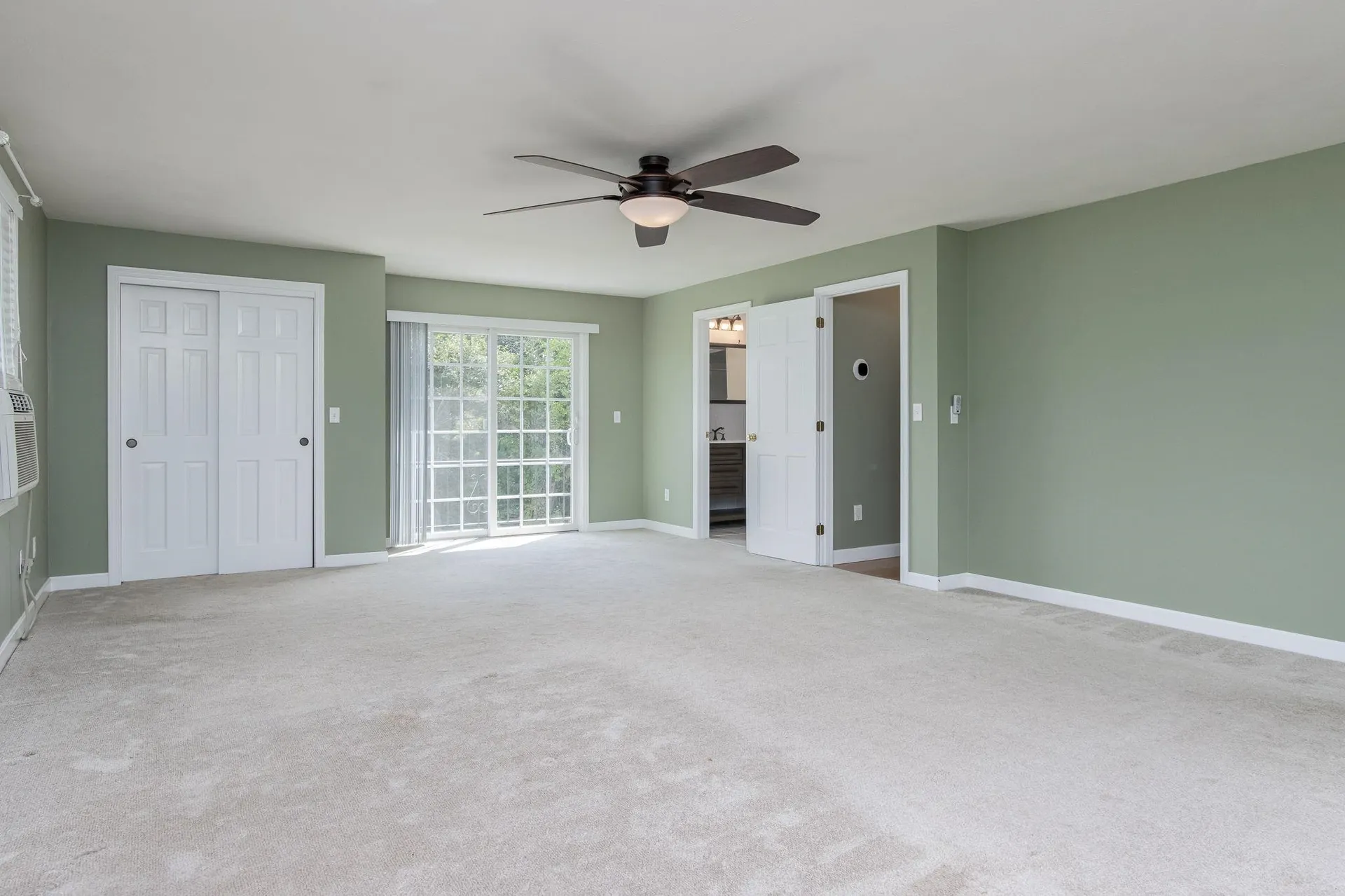 54 Briar Hill Road New Boston NH 03070