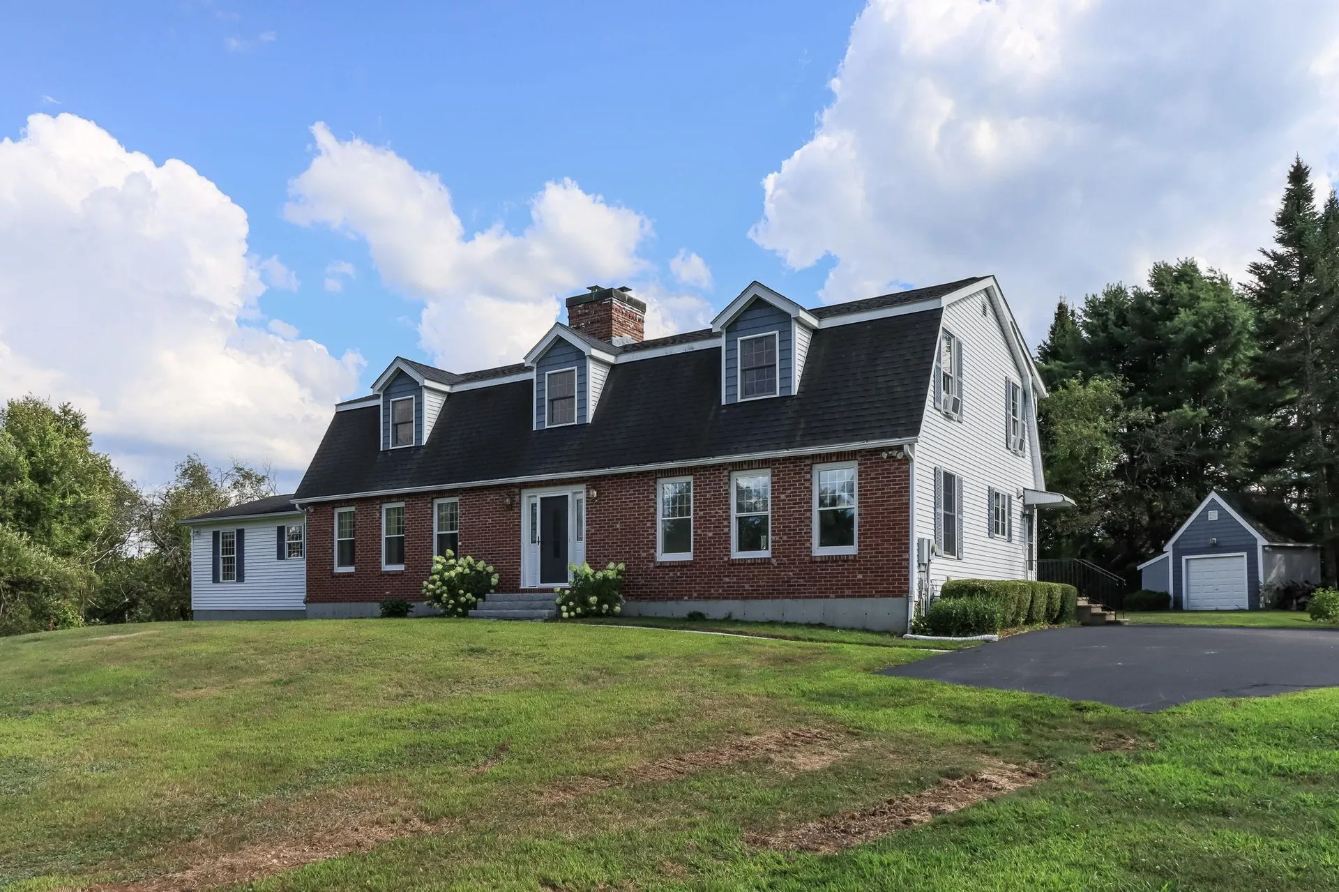 54 Briar Hill Road New Boston NH 03070