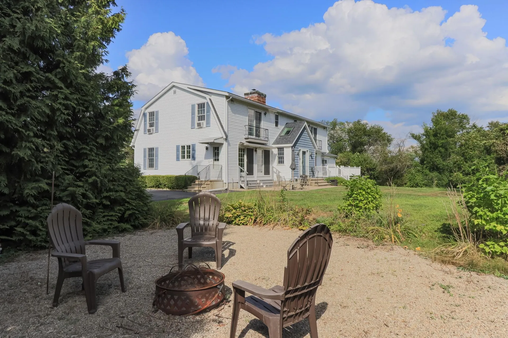 54 Briar Hill Road New Boston NH 03070