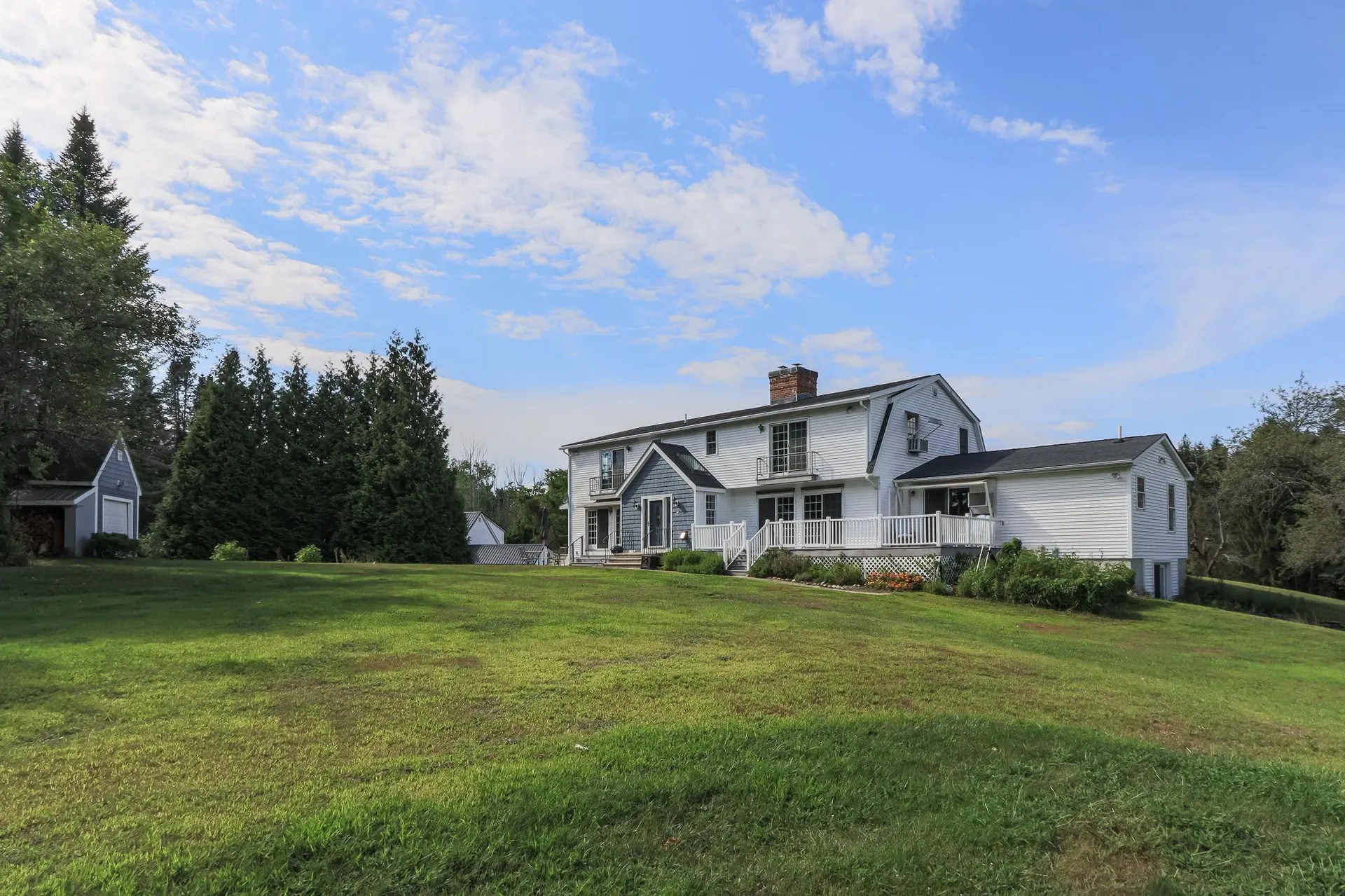 54 Briar Hill Road New Boston NH 03070