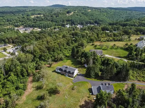 54 Briar Hill Road New Boston NH 03070