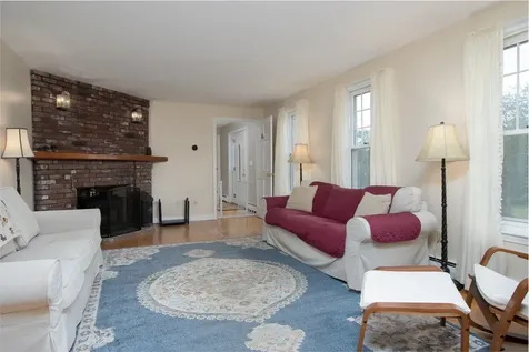 54 Briar Hill Road New Boston NH 03070