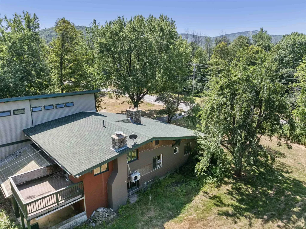 700-720 Cherry Valley Road Gilford NH 03249