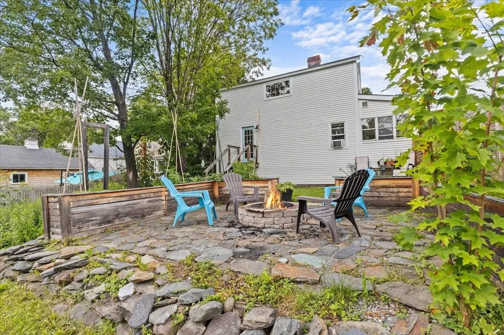 346 Browns Trace Jericho VT 05465