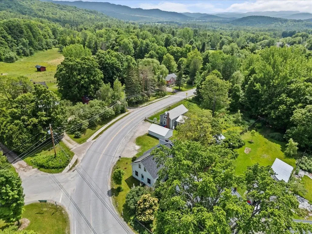 346 Browns Trace Jericho VT 05465
