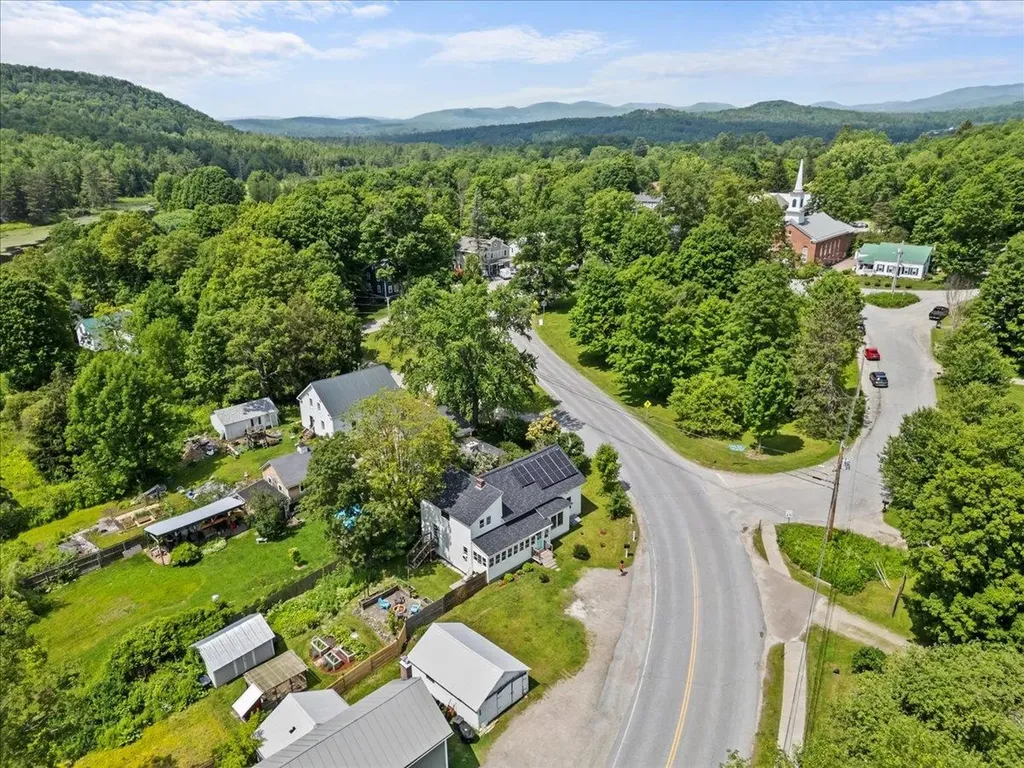 346 Browns Trace Jericho VT 05465
