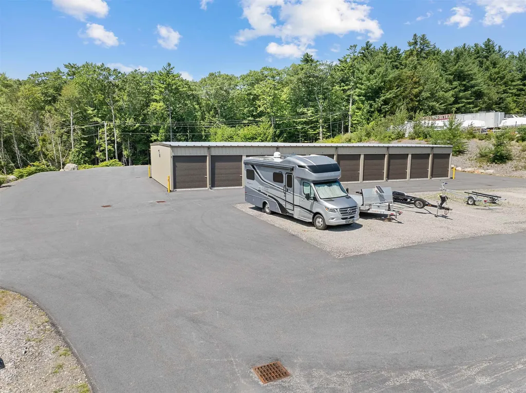 30 Waterford Place Laconia NH 03246