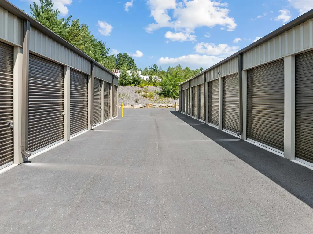 30 Waterford Place Laconia NH 03246