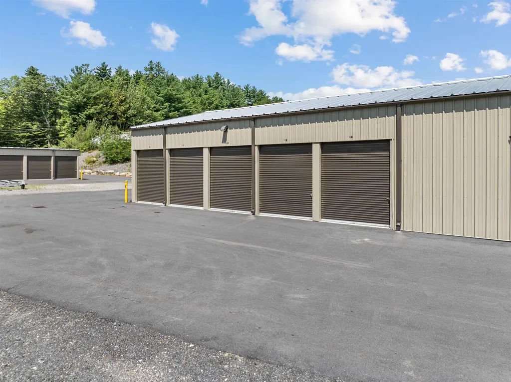 30 Waterford Place Laconia NH 03246