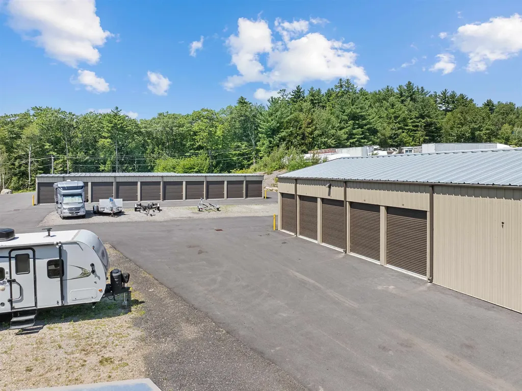 30 Waterford Place Laconia NH 03246