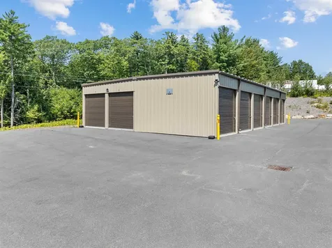 30 Waterford Place Laconia NH 03246