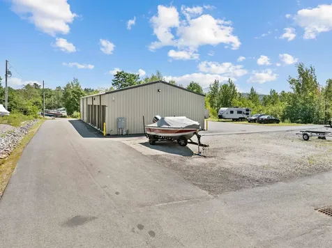 30 Waterford Place Laconia NH 03246