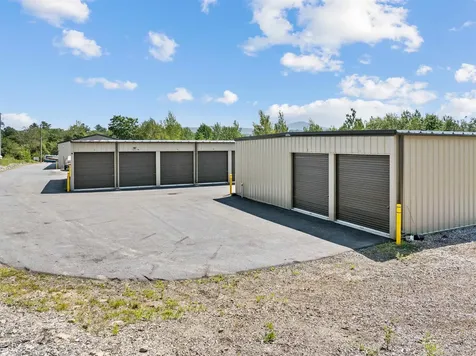 30 Waterford Place Laconia NH 03246