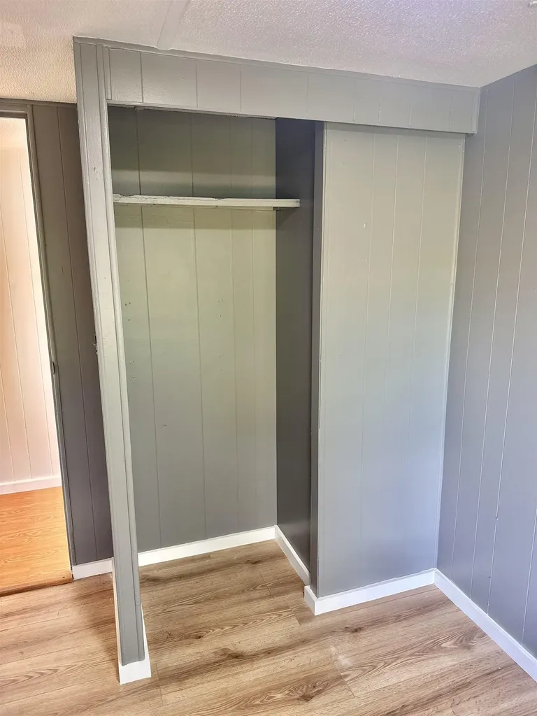 6 Boe Road Holderness NH 03245