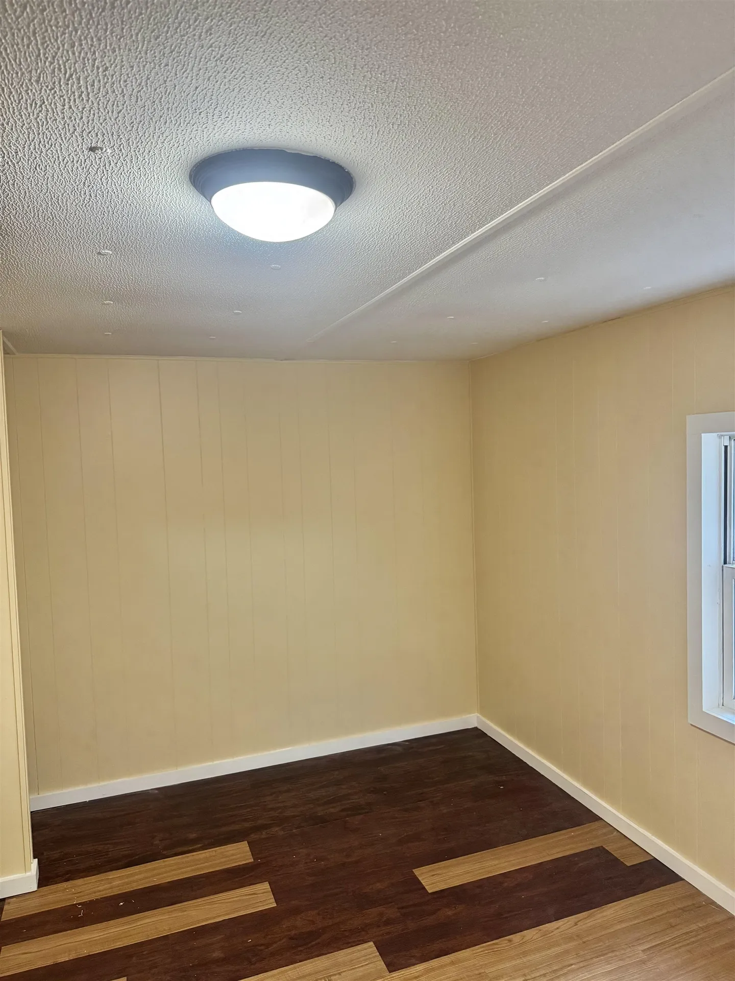 6 Boe Road Holderness NH 03245