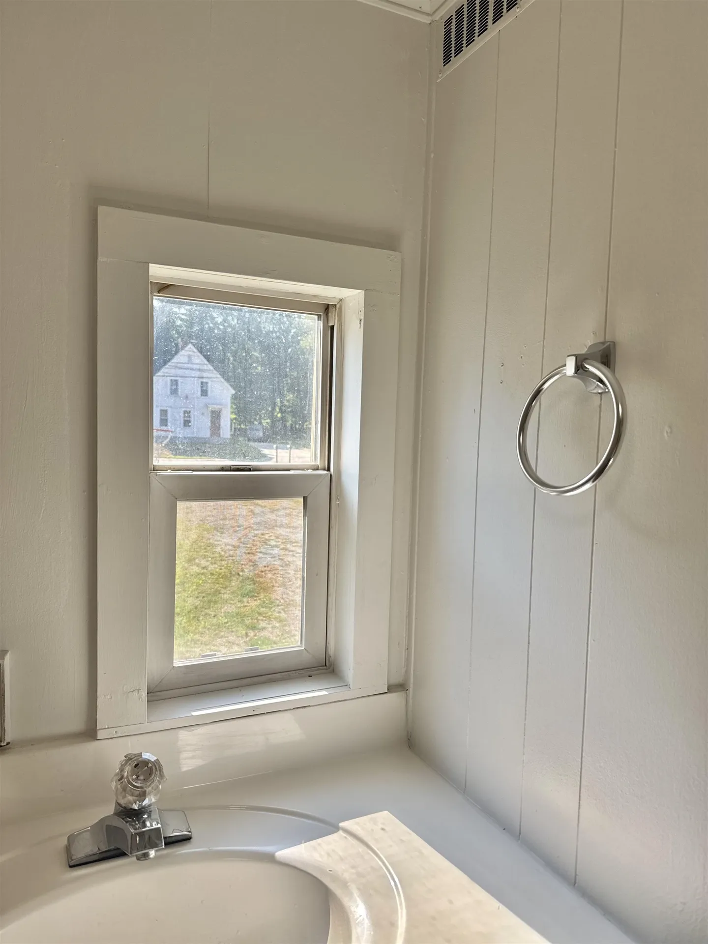 6 Boe Road Holderness NH 03245