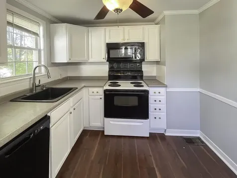 81 Decatur Road Portsmouth NH 03801