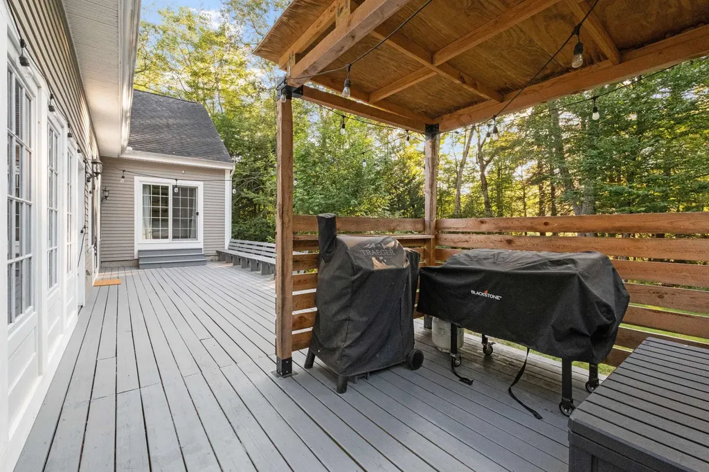 17 Whitehouse Farm Lane Moultonborough NH 03254