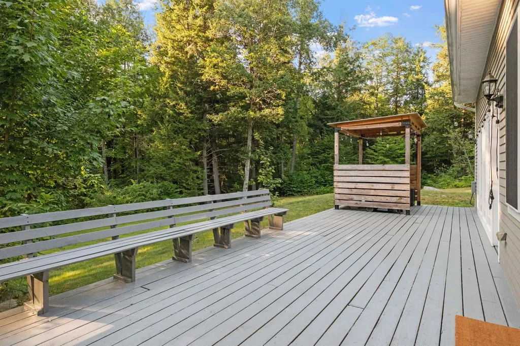 17 Whitehouse Farm Lane Moultonborough NH 03254