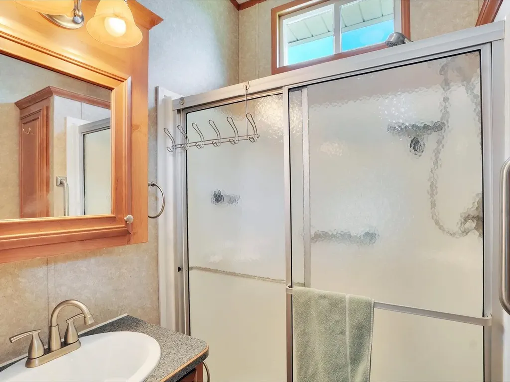 18 Eagle Lane South Hero VT 05486