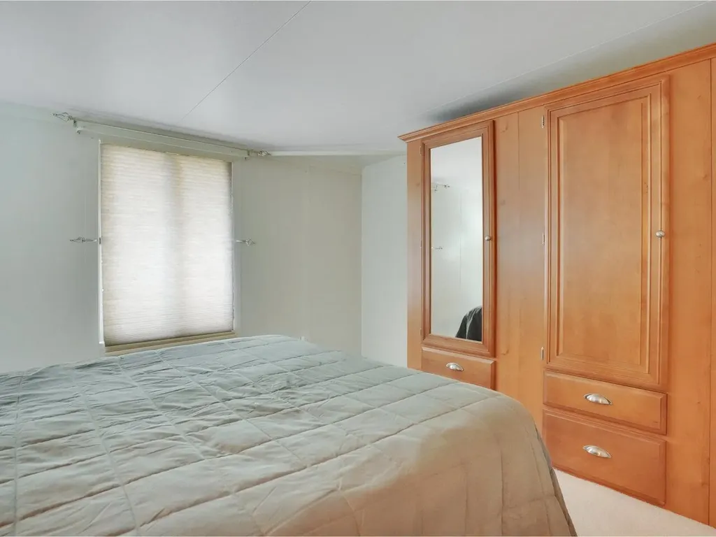 18 Eagle Lane South Hero VT 05486
