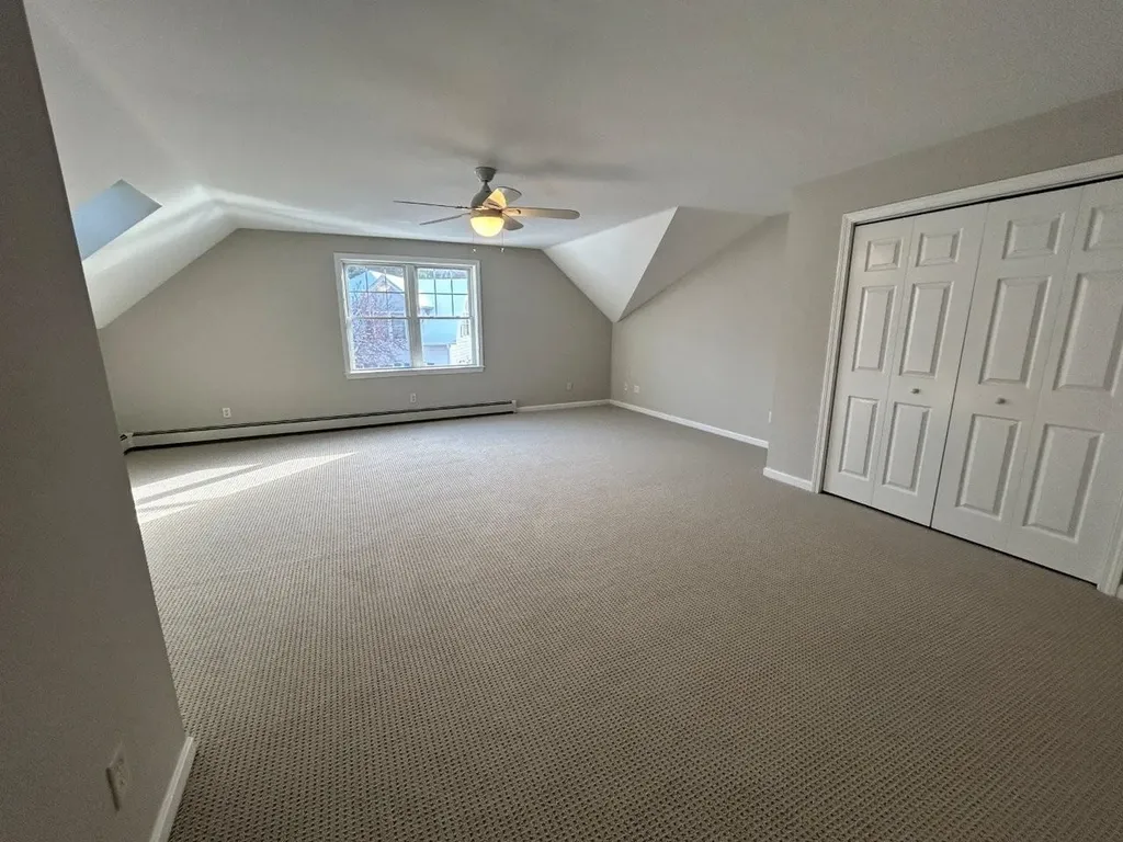 11 Ruch Lane York ME 03909