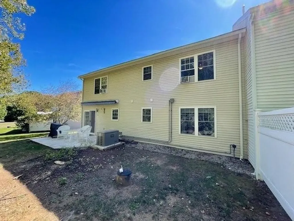 11 Ruch Lane York ME 03909