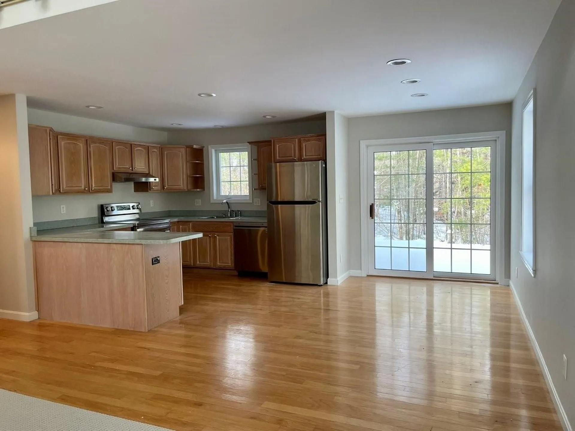 11 Ruch Lane York ME 03909