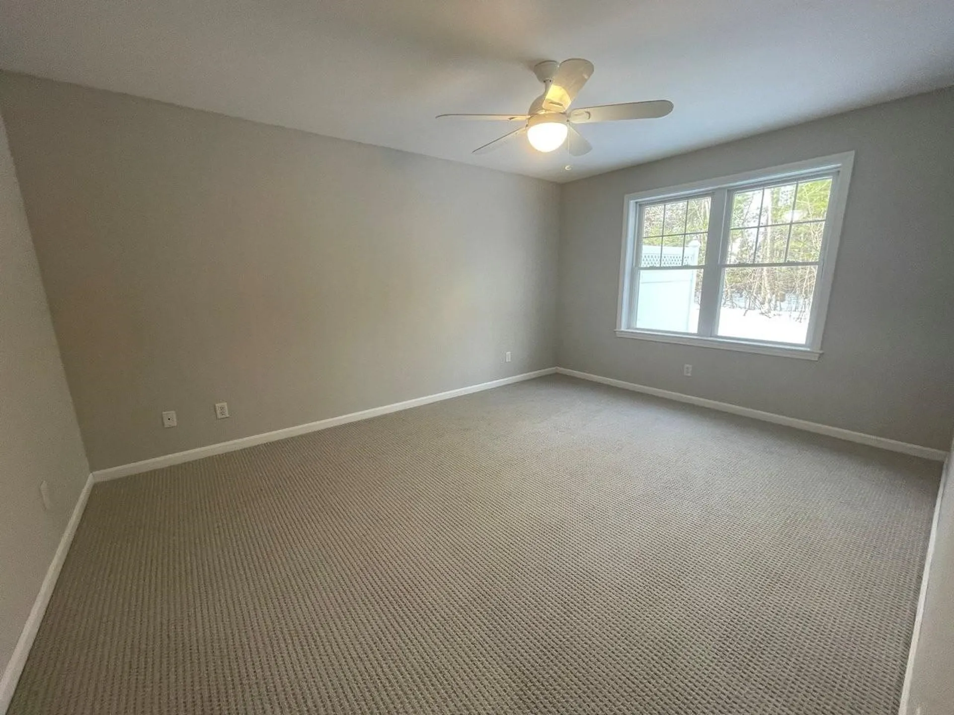 11 Ruch Lane York ME 03909