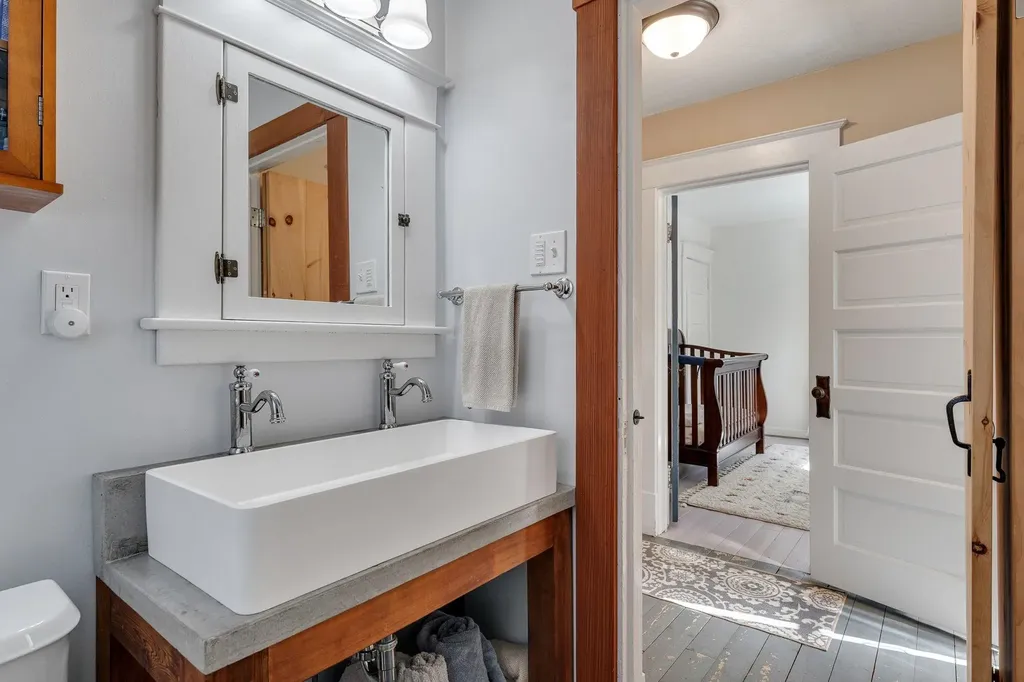 177 North Avenue Burlington VT 05401