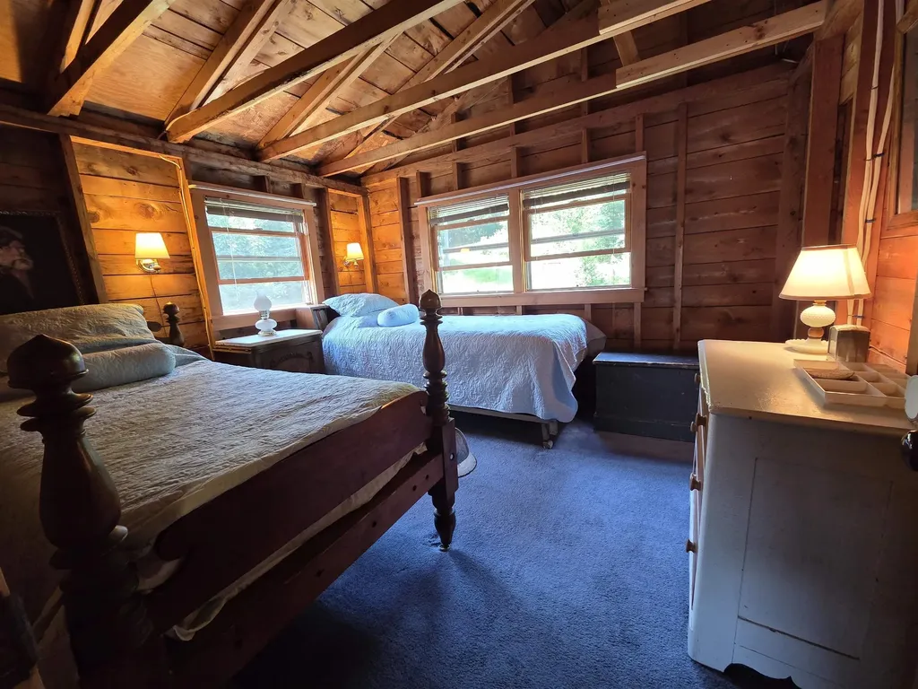 1239 West Shore Road Cabot VT 05647