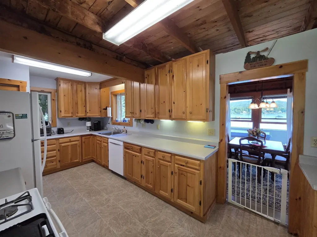 1239 West Shore Road Cabot VT 05647