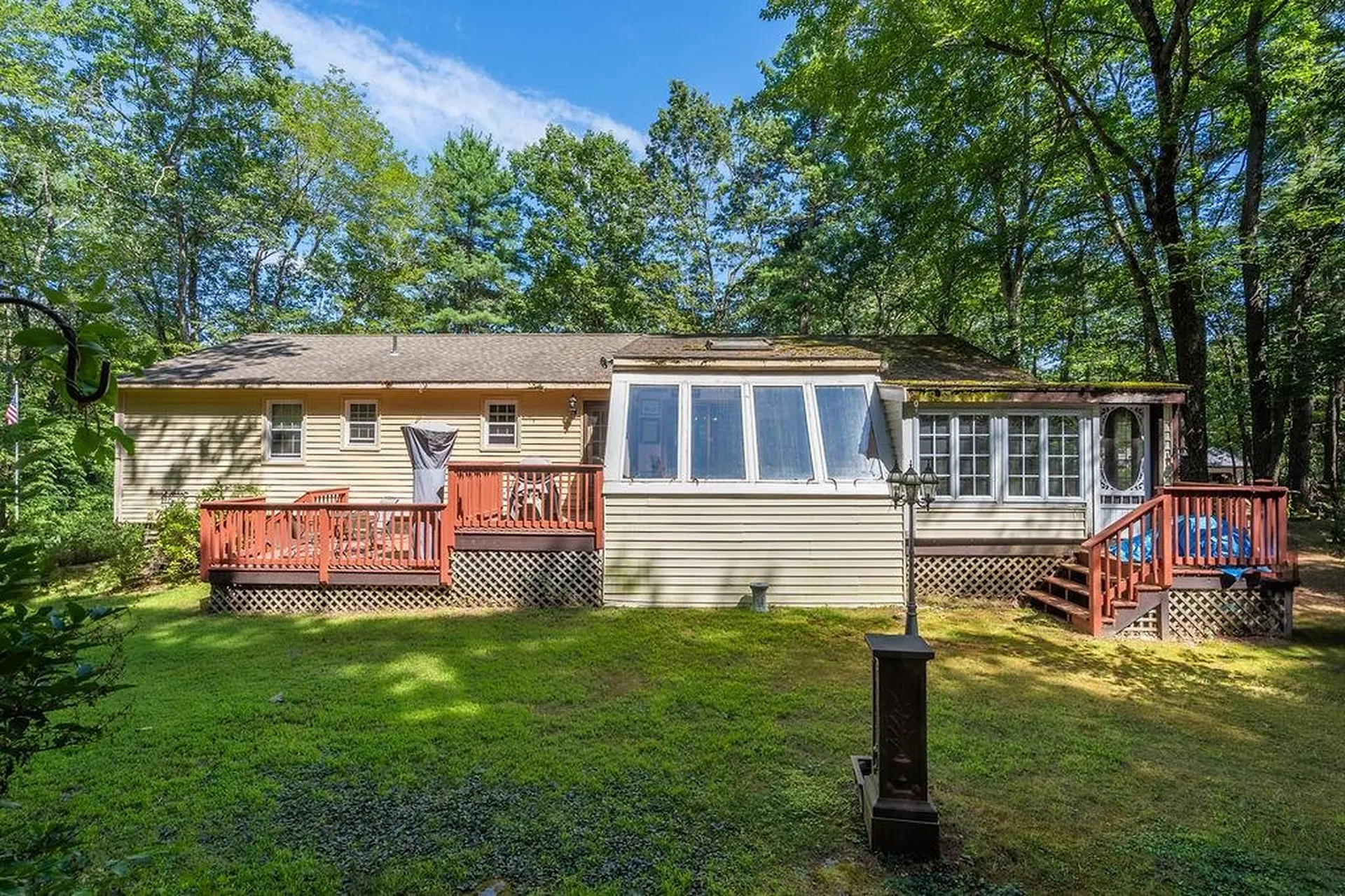 169 High Range Road Londonderry NH 03053