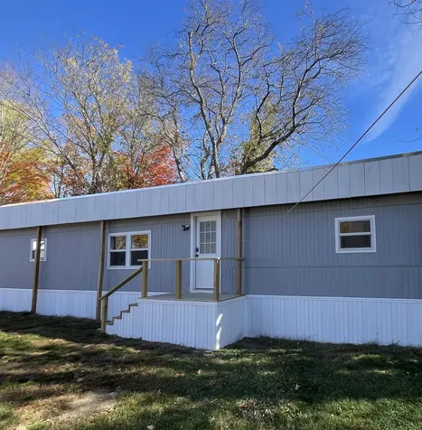 6 Boe Road Holderness NH 03245