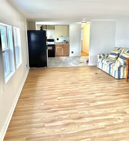 6 Boe Road Holderness NH 03245