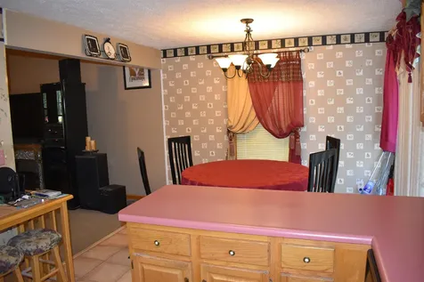 3 Anna Circle Derry NH 03038