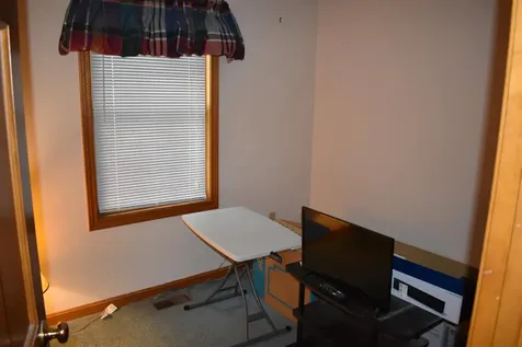 3 Anna Circle Derry NH 03038