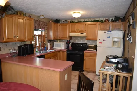 3 Anna Circle Derry NH 03038