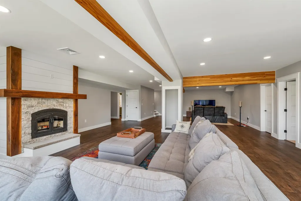 60 Blake Hill Road Ossipee NH 03814