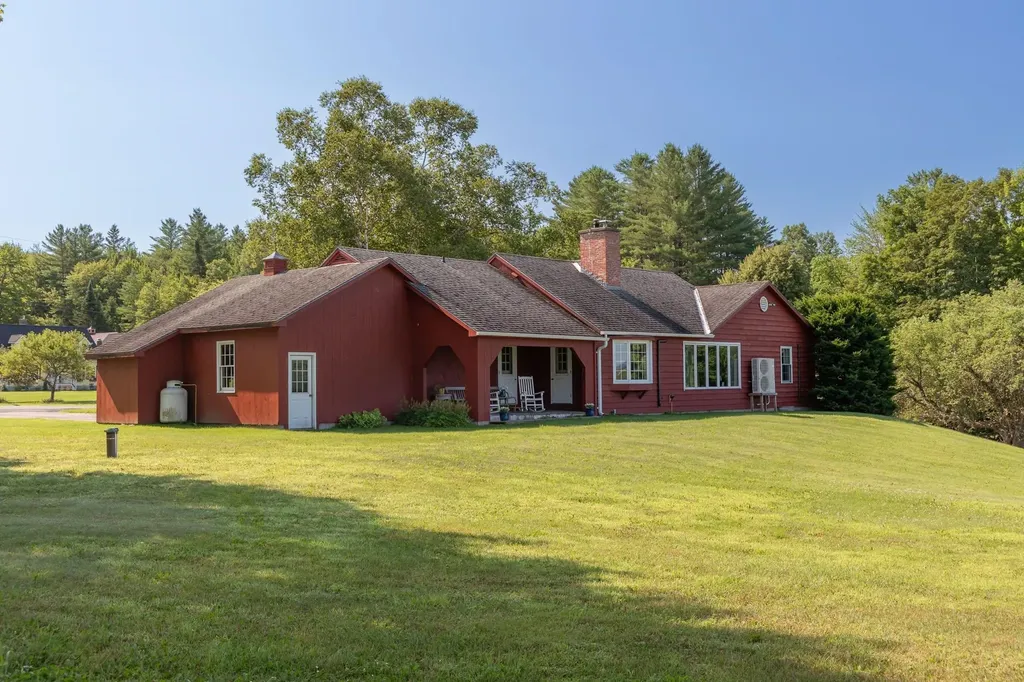 1359 Centerville Road Hyde Park VT 05655