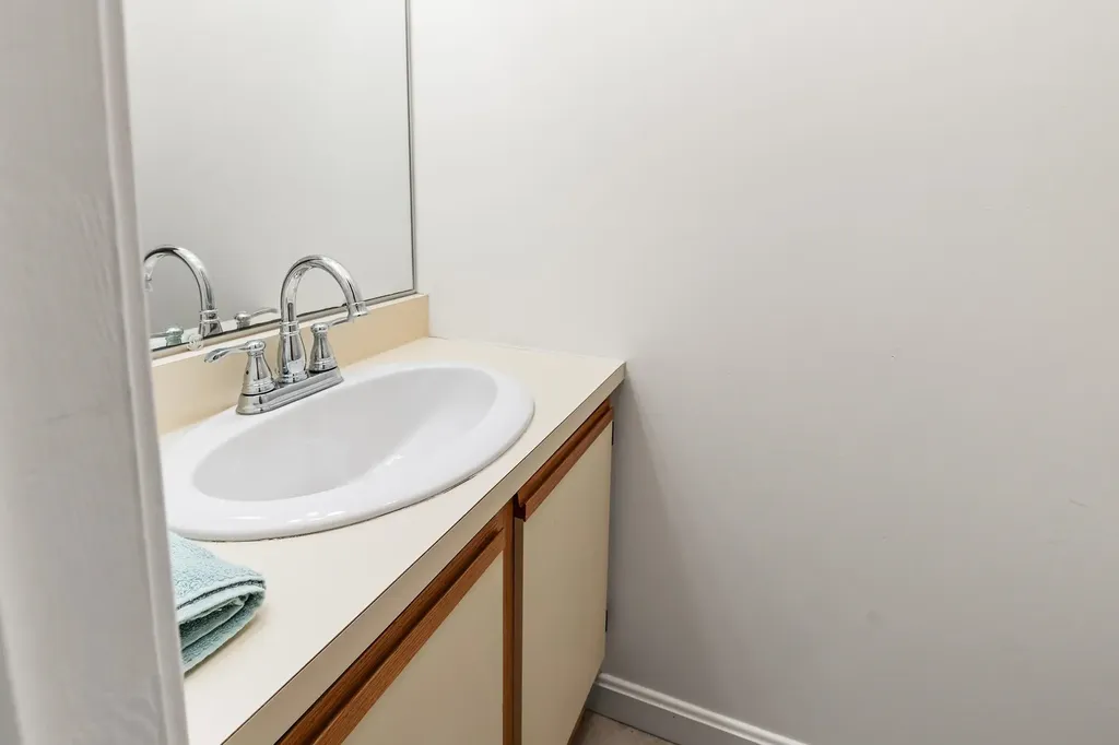 14 Lake Avenue Sunapee NH 03782