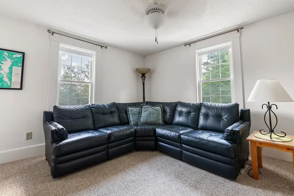 14 Lake Avenue Sunapee NH 03782