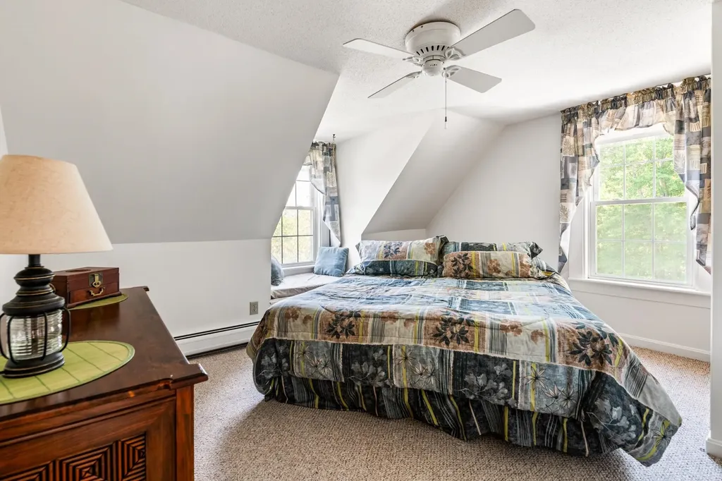 14 Lake Avenue Sunapee NH 03782