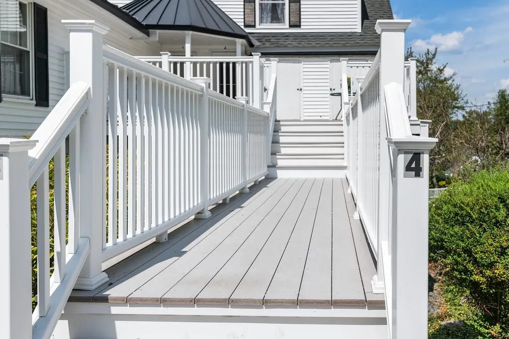 14 Lake Avenue Sunapee NH 03782