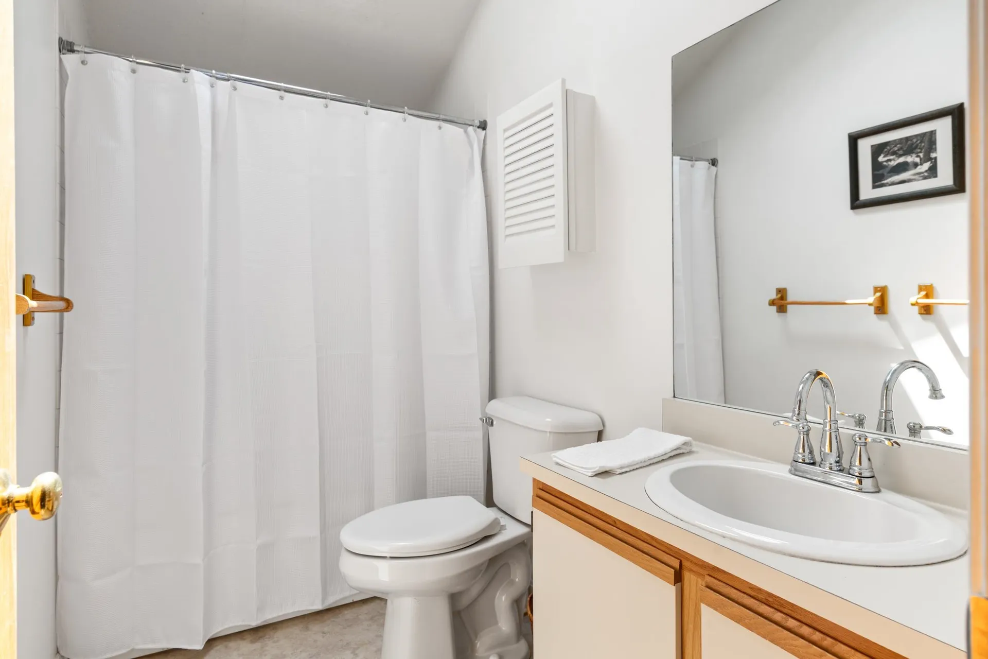 14 Lake Avenue Sunapee NH 03782