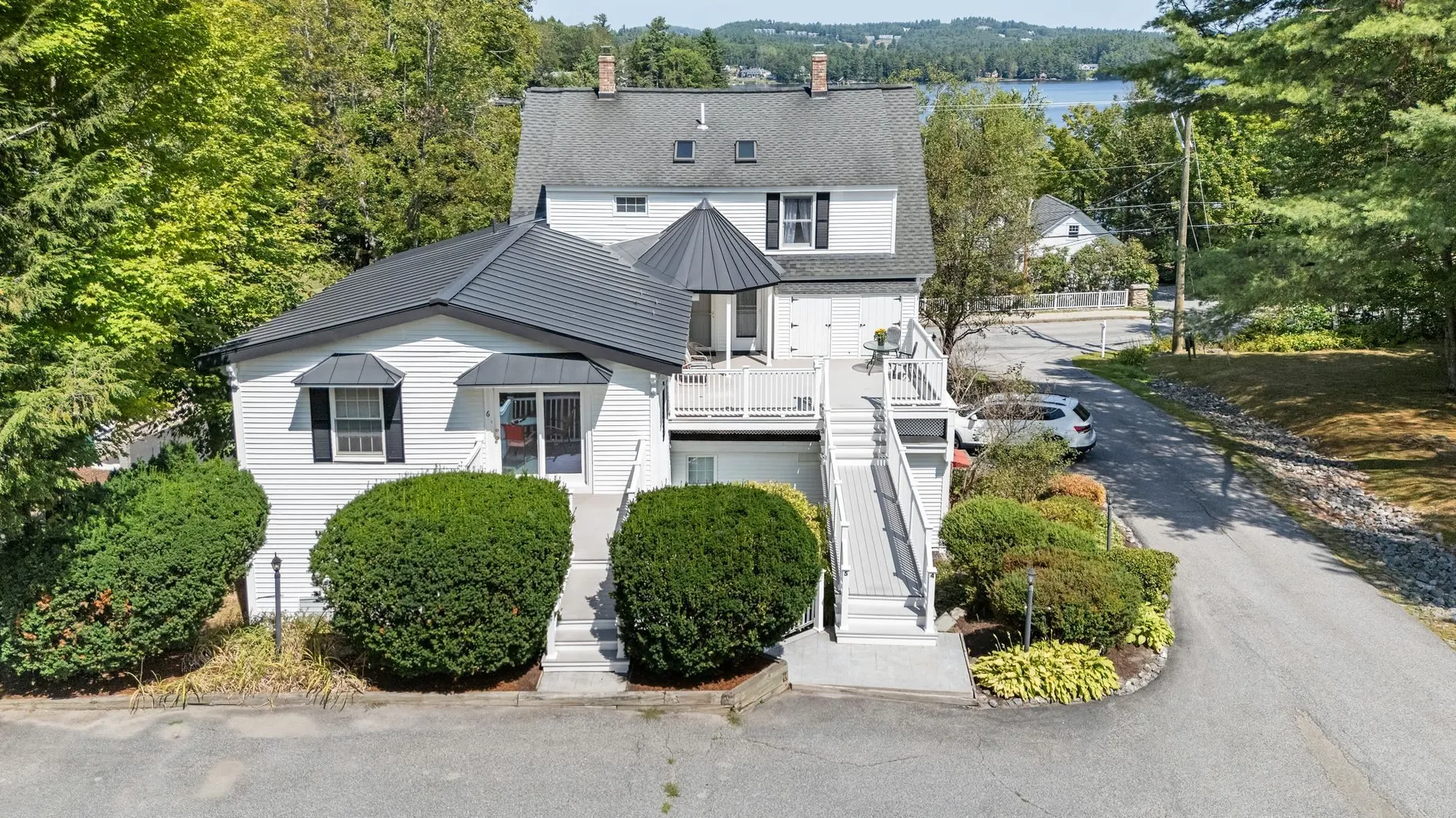 14 Lake Avenue Sunapee NH 03782