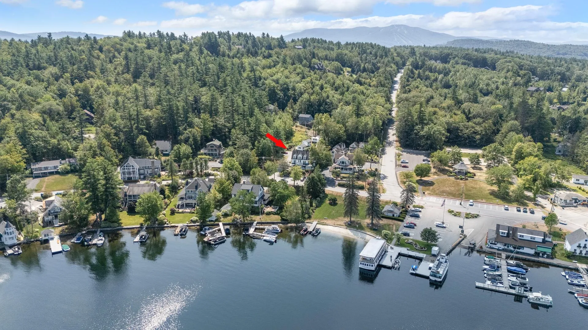 14 Lake Avenue Sunapee NH 03782