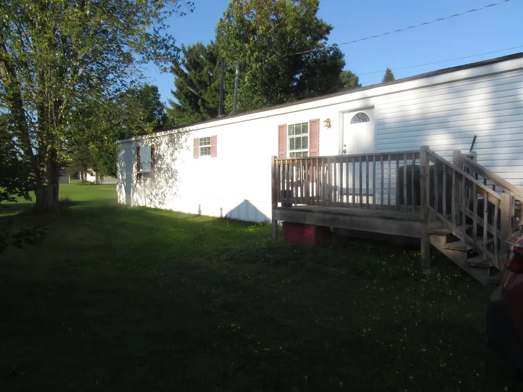 2477 Us Route 5 Route Derby VT 05829